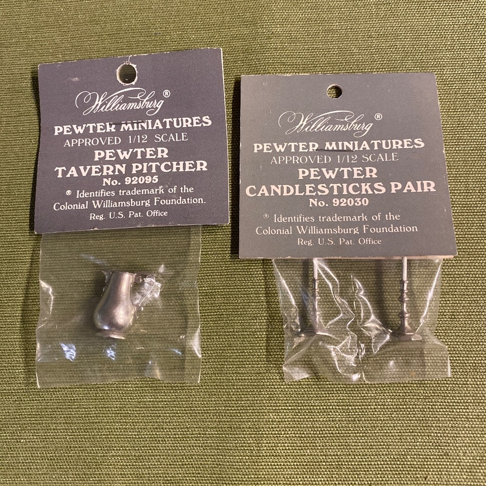 2 Williamsburg Pewter Miniatures Stieff Pitcher 92095 Candlesticks 92030 1/12